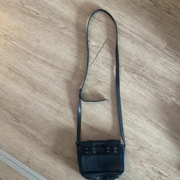 Rag & Bone black and navy purse - Picture 2 of 3